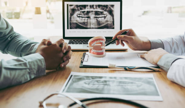 Best Emergency Tooth Extraction in Floresville, TX